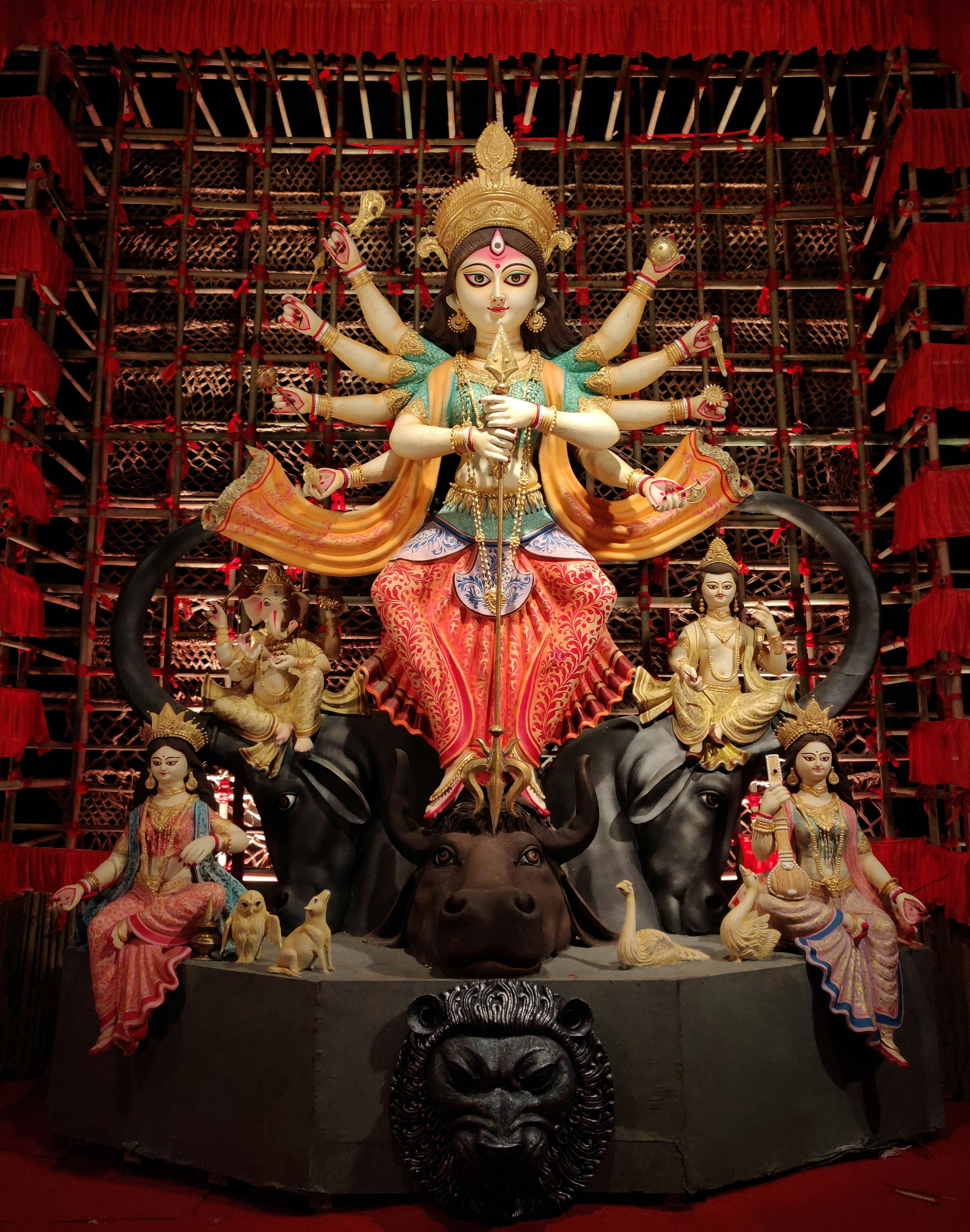 Idol decoration detail